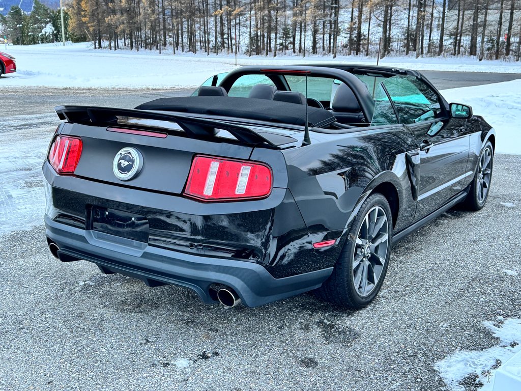 2012 Ford Mustang CALIFORNIA GT-CS / 0 ACCIDENT /  PRIX FIN SAISON  / TOUTES ÉCHANGES ACCEPTÉS / in Thetford Mines, Quebec - 4 - w1024h768px