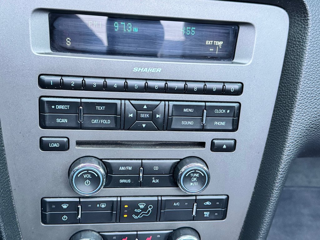 2012 Ford Mustang CALIFORNIA GT-CS / 0 ACCIDENT /  PRIX FIN SAISON  / TOUTES ÉCHANGES ACCEPTÉS / in Thetford Mines, Quebec - 38 - w1024h768px