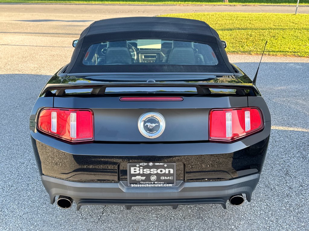 Ford Mustang CALIFORNIA SPECIAL / GT-CS / IMPECCABLE / JAMAIS SORTI L’HIVER / 1 SEUL PROPRIETAIRE 2012 à Thetford Mines, Québec - 69 - w1024h768px