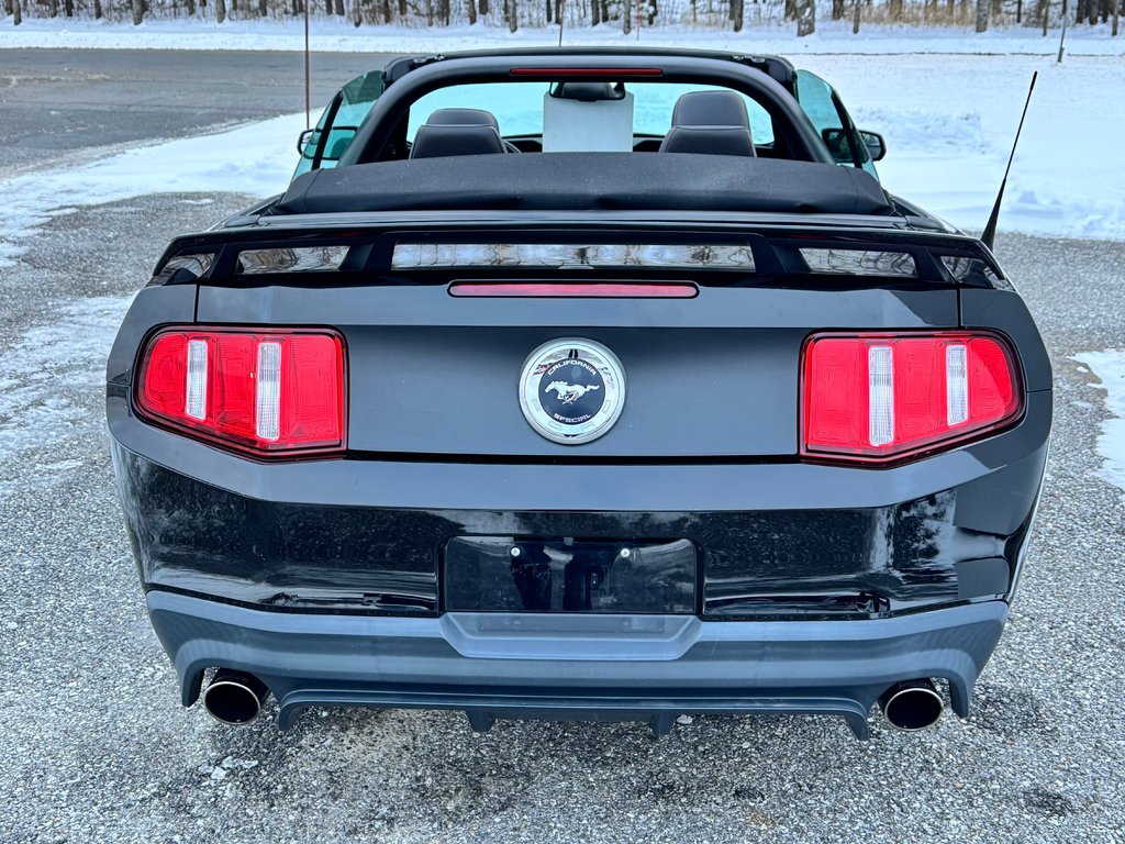 2012 Ford Mustang CALIFORNIA GT-CS / 0 ACCIDENT /  PRIX FIN SAISON  / TOUTES ÉCHANGES ACCEPTÉS / in Thetford Mines, Quebec - 5 - w1024h768px