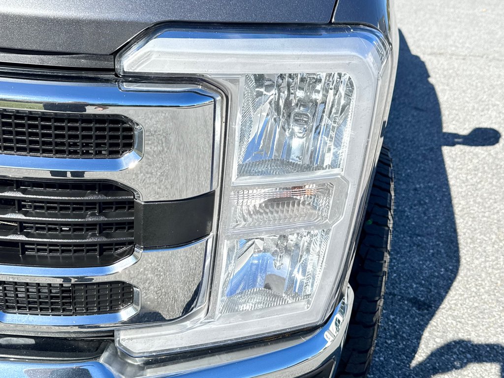 Ford Super Duty F-250 SRW XLT CREW 6.7 DIESEL  / GAR. FULL 28-06-30=260.800KM / 2023 à Thetford Mines, Québec - 11 - w1024h768px