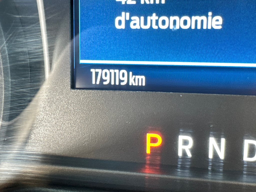 Ford Super Duty F-250 SRW XLT CREW 6.7 DIESEL  / GAR. FULL 28-06-30=260.800KM / 2023 à Thetford Mines, Québec - 49 - w1024h768px
