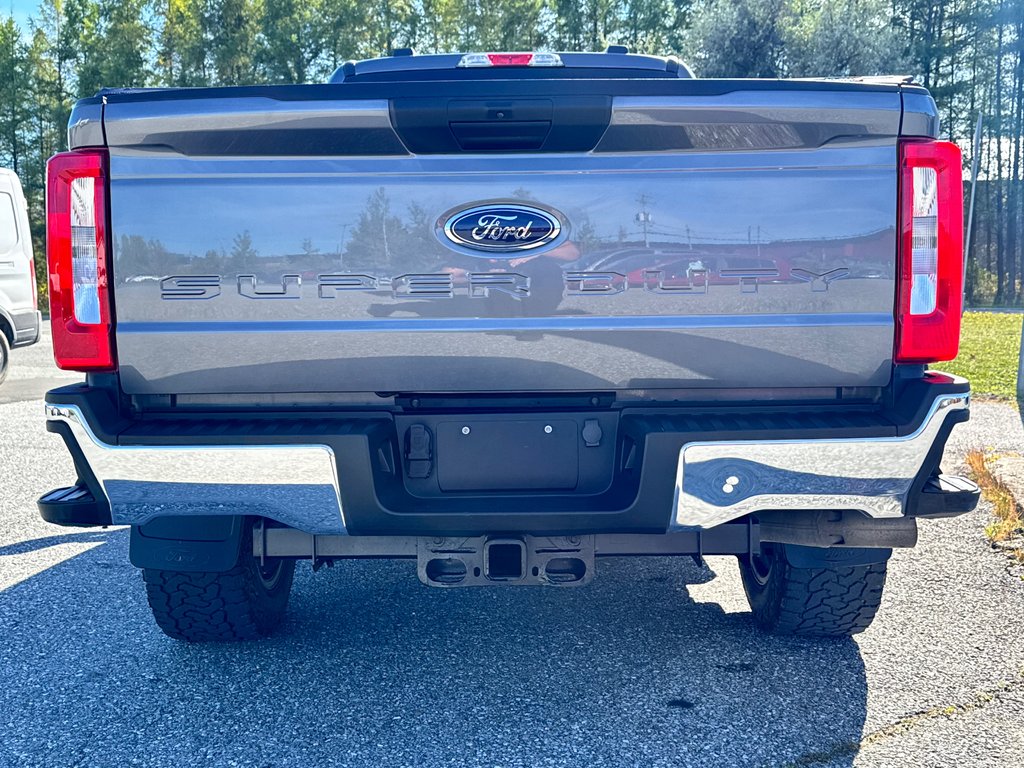 Ford Super Duty F-250 SRW XLT CREW 6.7 DIESEL  / GAR. FULL 28-06-30=260.800KM / 2023 à Thetford Mines, Québec - 35 - w1024h768px