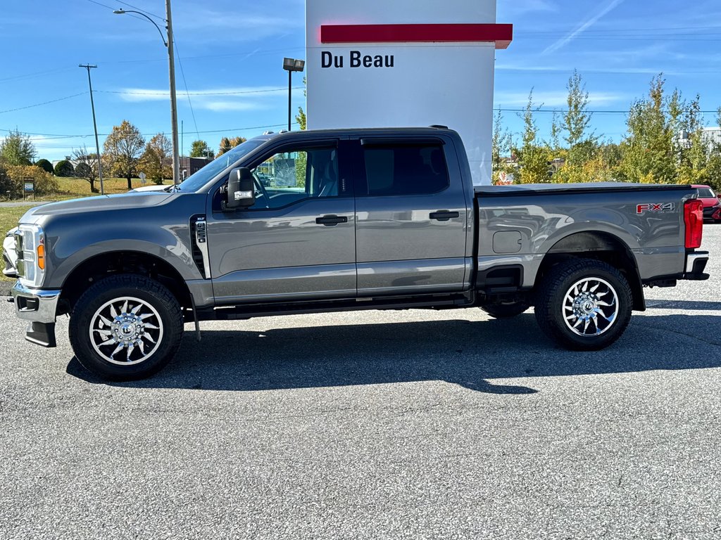 Ford Super Duty F-250 SRW XLT CREW 6.7 DIESEL  / GAR. FULL 28-06-30=260.800KM / 2023 à Thetford Mines, Québec - 8 - w1024h768px