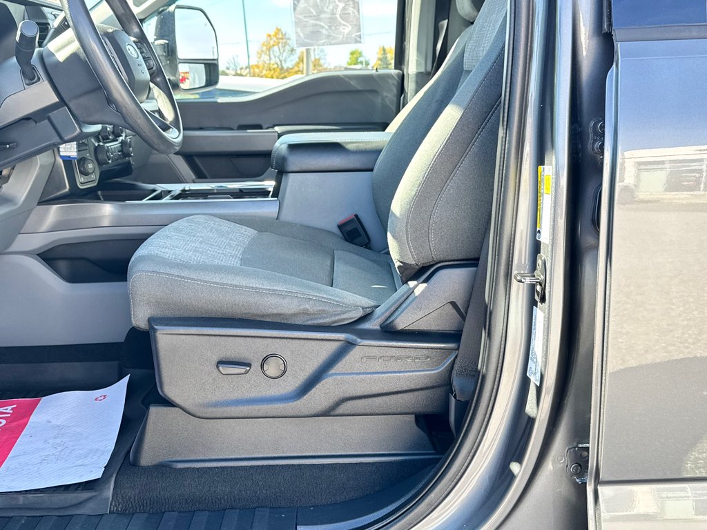 Ford Super Duty F-250 SRW XLT CREW 6.7 DIESEL  / GAR. FULL 28-06-30=260.800KM / 2023 à Thetford Mines, Québec - 40 - w1024h768px