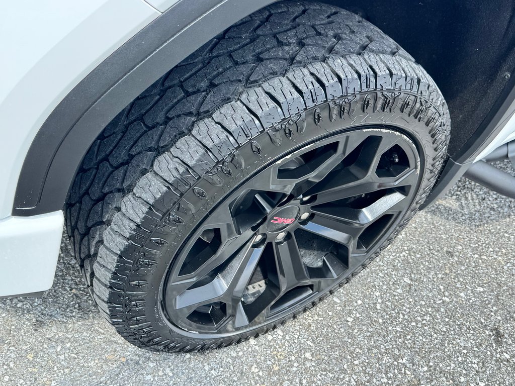 GMC Sierra 1500 3.0 L DIESEL / AT4 /  MAGS 22'' TRÈS ÉCONOMIQUE / 2021 à Thetford Mines, Québec - 16 - w1024h768px