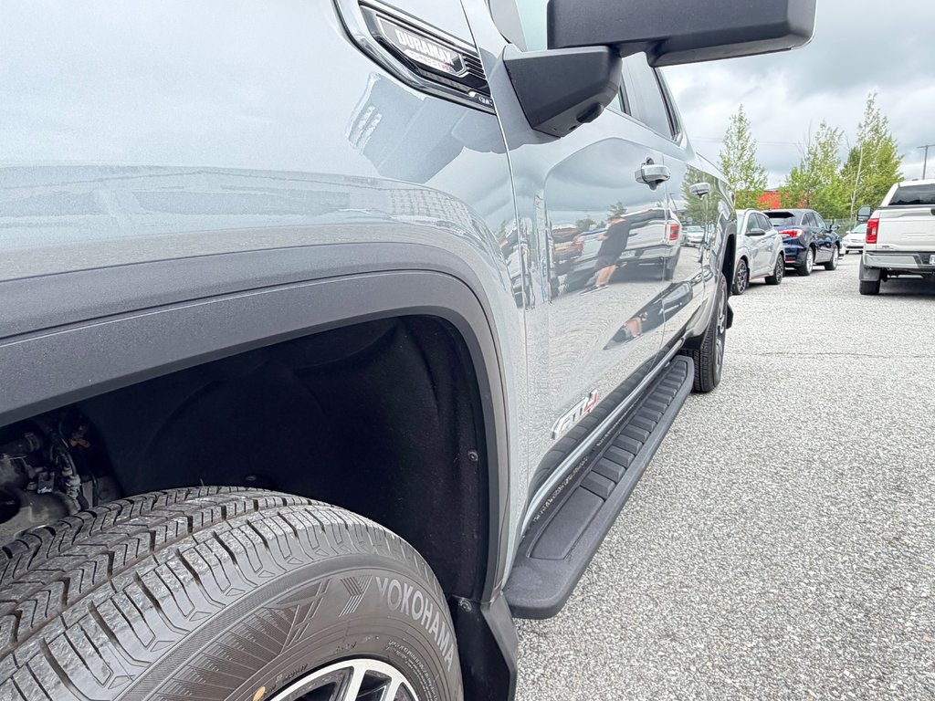 2025 GMC Sierra 1500 AT4 / MOTEUR 3.0L DURAMAX / TRES BAS KM / IMPECCABLE in Thetford Mines, Quebec - 17 - w1024h768px