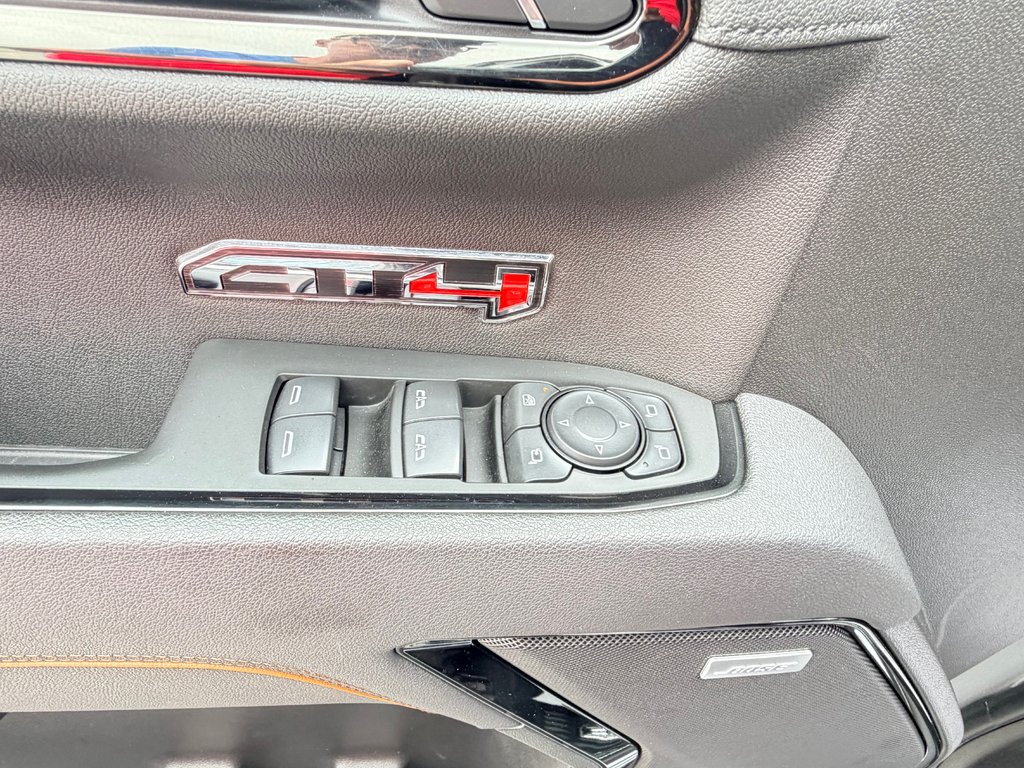 2025 GMC Sierra 1500 AT4 / MOTEUR 3.0L DURAMAX / TRES BAS KM / IMPECCABLE in Thetford Mines, Quebec - 33 - w1024h768px