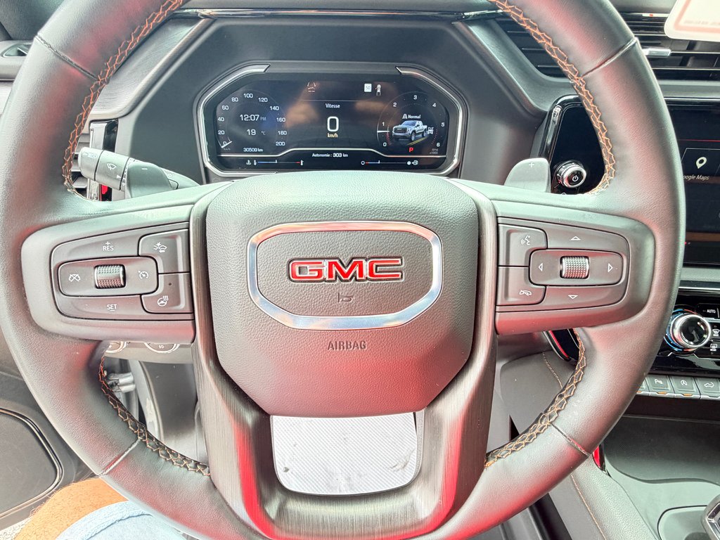 2025 GMC Sierra 1500 AT4 / MOTEUR 3.0L DURAMAX / TRES BAS KM / IMPECCABLE in Thetford Mines, Quebec - 44 - w1024h768px