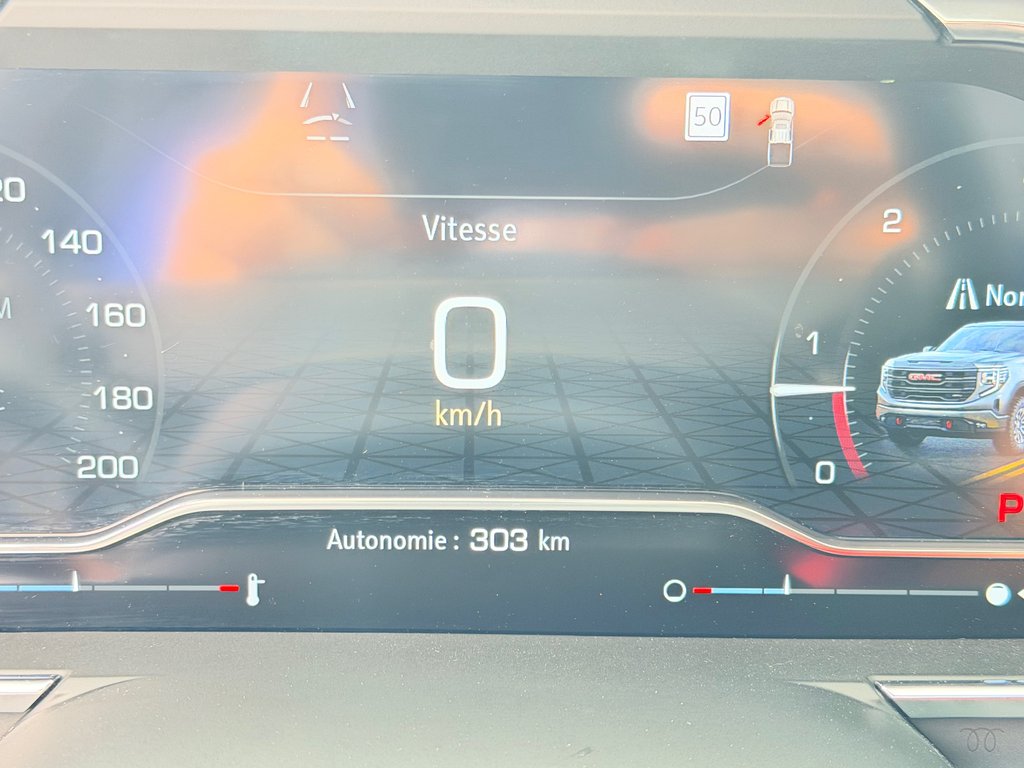 2025 GMC Sierra 1500 AT4 / MOTEUR 3.0L DURAMAX / TRES BAS KM / IMPECCABLE in Thetford Mines, Quebec - 43 - w1024h768px
