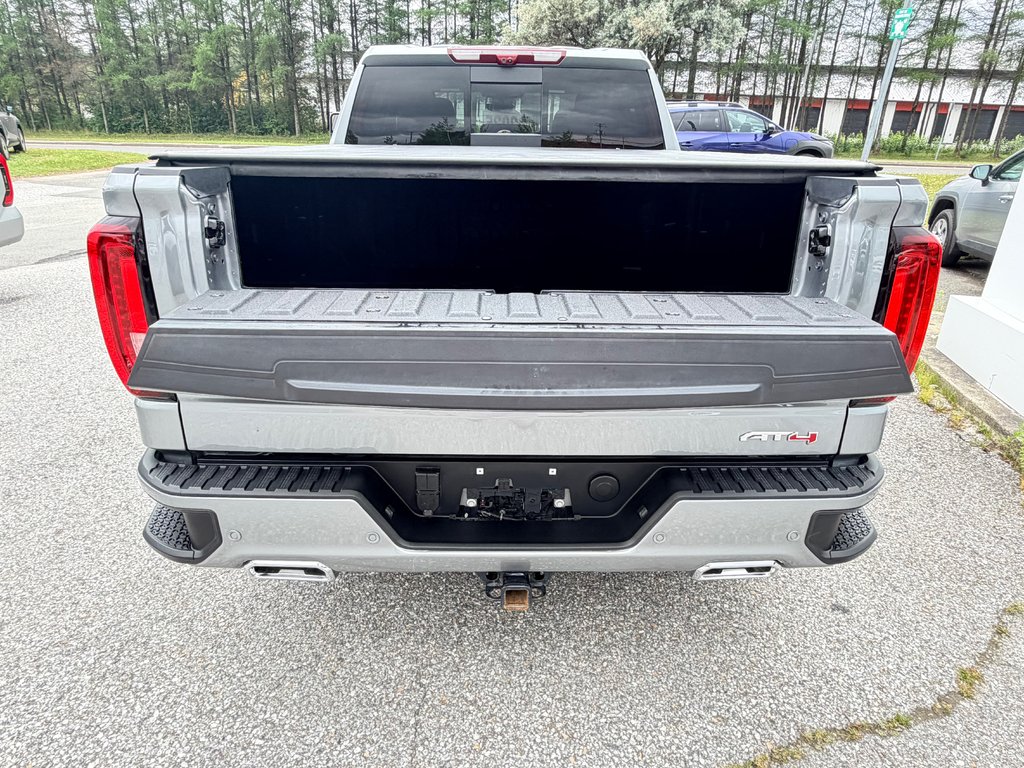 2025 GMC Sierra 1500 AT4 / MOTEUR 3.0L DURAMAX / TRES BAS KM / IMPECCABLE in Thetford Mines, Quebec - 25 - w1024h768px