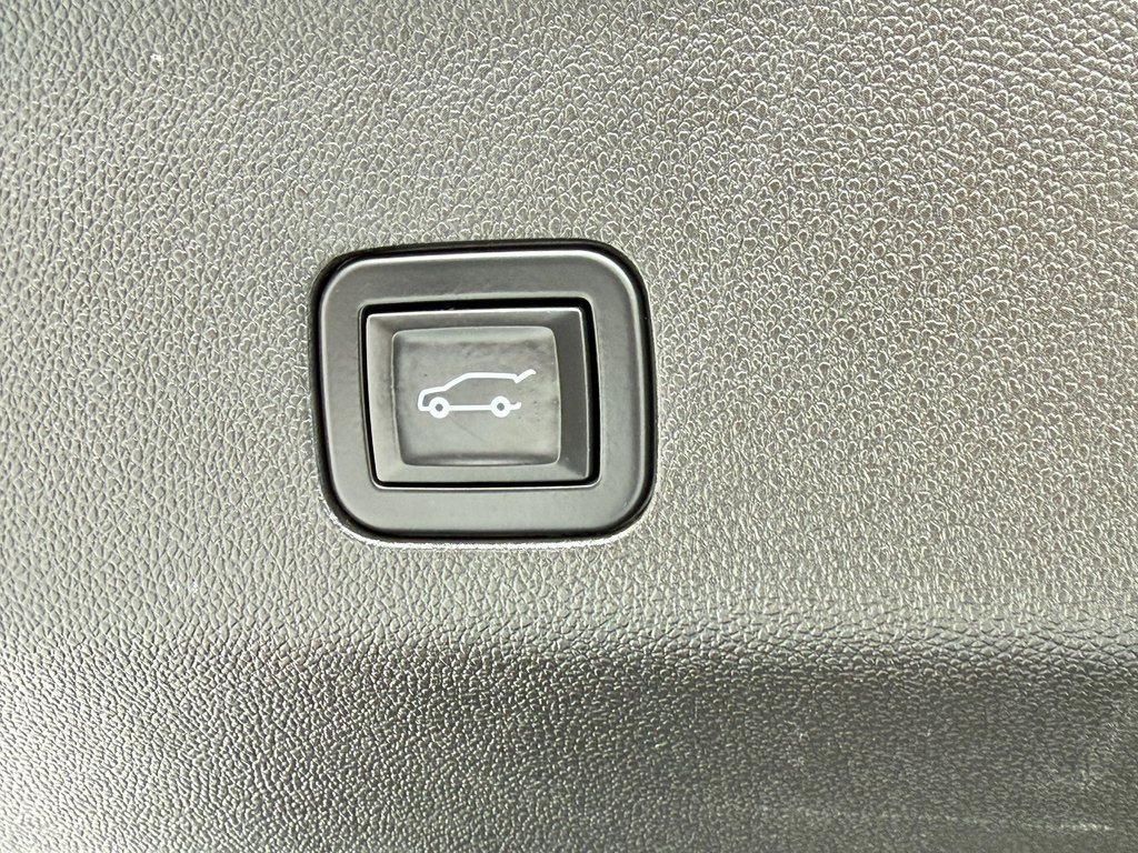 GMC Yukon XL DENALI / PNEUS HOMOLOGUES / MOTEUR 6.2L / WOW 2021 à Thetford Mines, Québec - 73 - w1024h768px