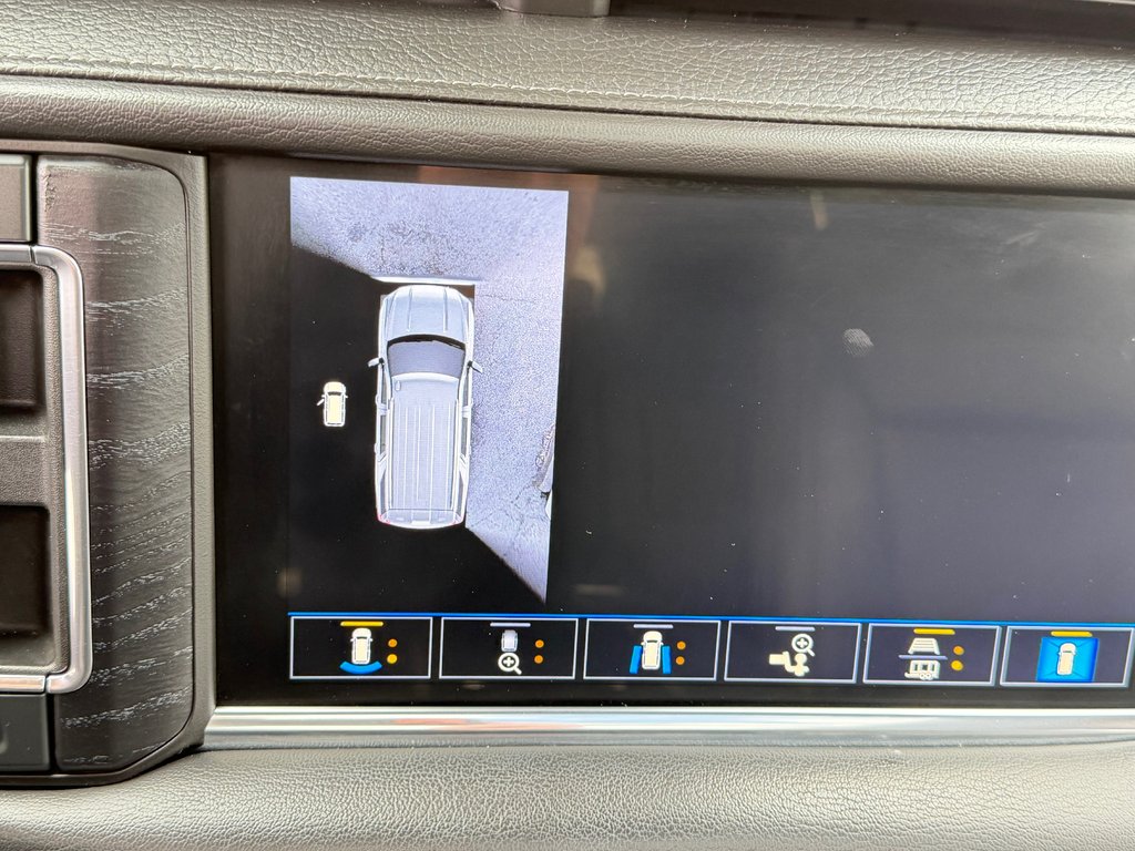 GMC Yukon XL DENALI / PNEUS HOMOLOGUES / MOTEUR 6.2L / WOW 2021 à Thetford Mines, Québec - 52 - w1024h768px