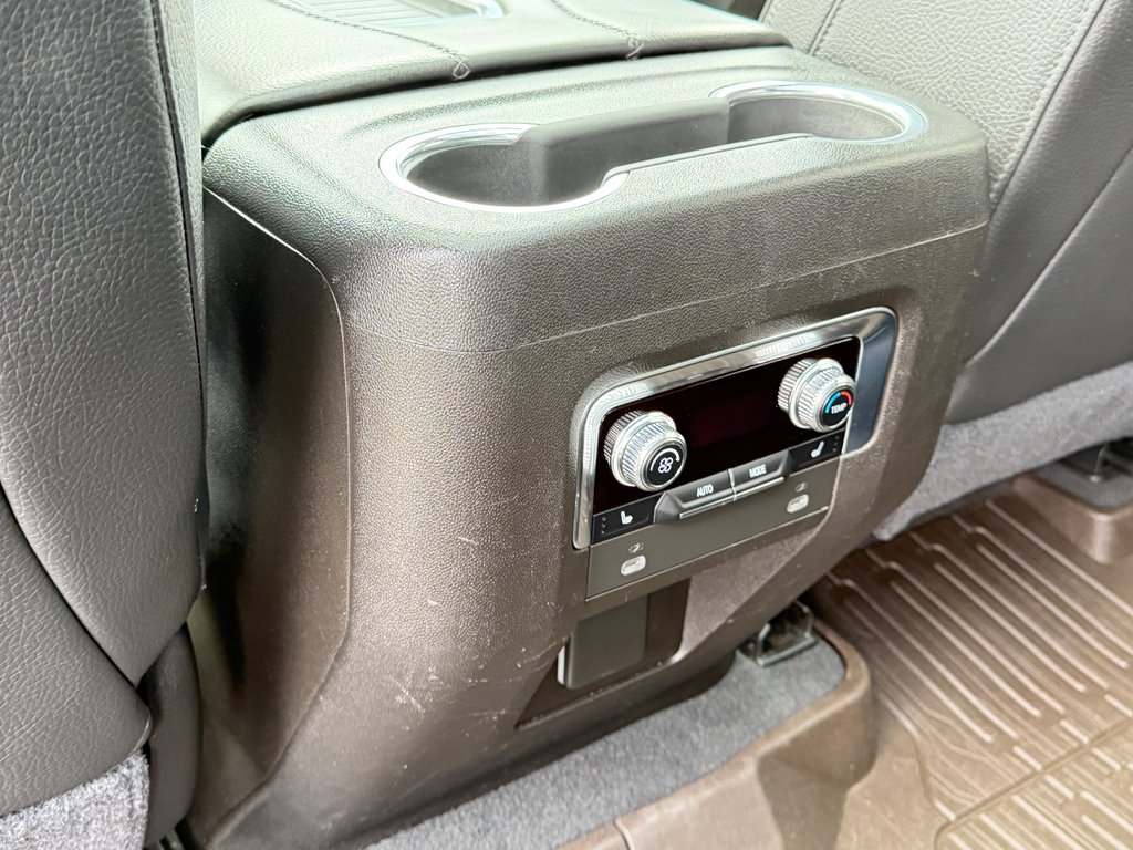 GMC Yukon XL DENALI / PNEUS HOMOLOGUES / MOTEUR 6.2L / WOW 2021 à Thetford Mines, Québec - 67 - w1024h768px