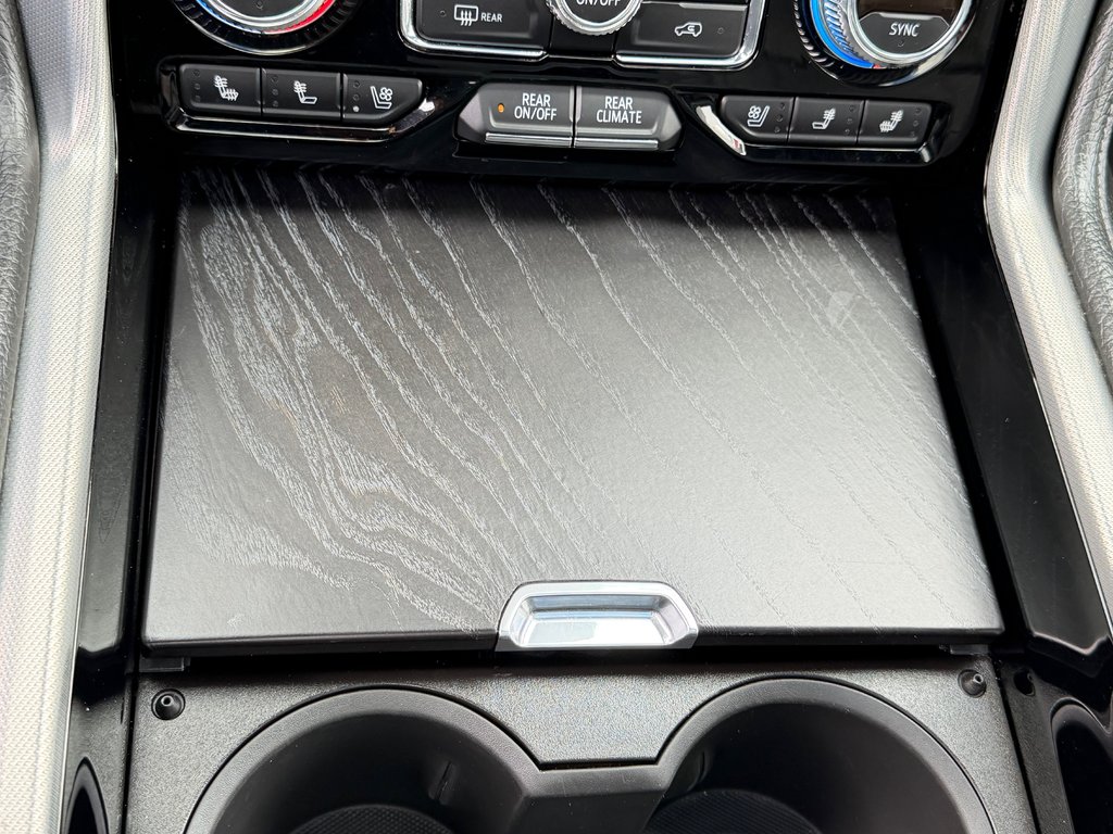GMC Yukon XL DENALI / PNEUS HOMOLOGUES / MOTEUR 6.2L / WOW 2021 à Thetford Mines, Québec - 54 - w1024h768px