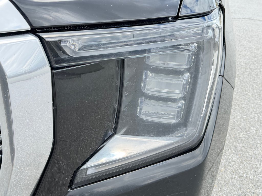 GMC Yukon XL DENALI / PNEUS HOMOLOGUES / MOTEUR 6.2L / WOW 2021 à Thetford Mines, Québec - 10 - w1024h768px