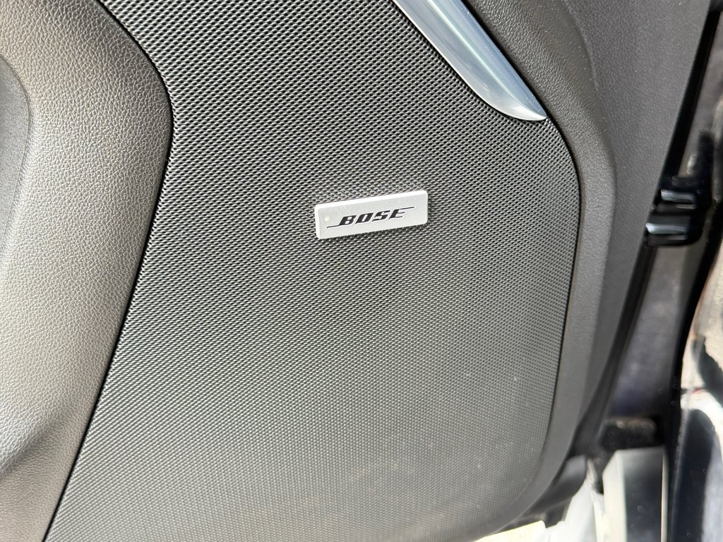 GMC Yukon XL DENALI / PNEUS HOMOLOGUES / MOTEUR 6.2L / WOW 2021 à Thetford Mines, Québec - 37 - w1024h768px