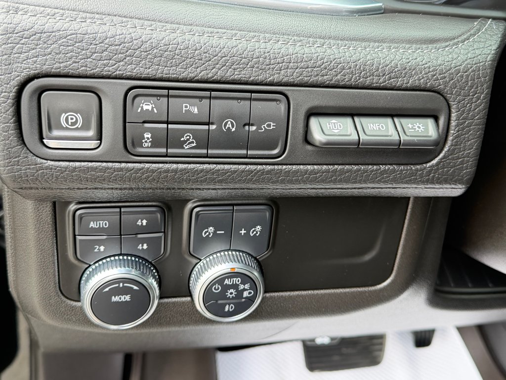 GMC Yukon XL DENALI / PNEUS HOMOLOGUES / MOTEUR 6.2L / WOW 2021 à Thetford Mines, Québec - 42 - w1024h768px