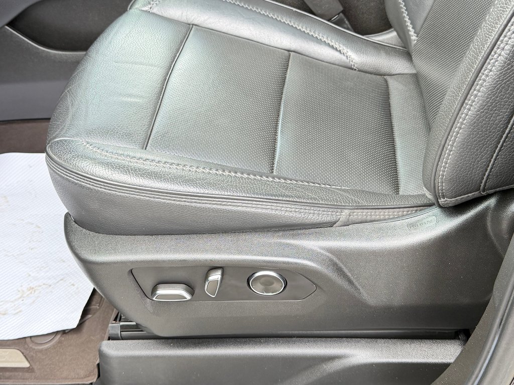 GMC Yukon XL DENALI / PNEUS HOMOLOGUES / MOTEUR 6.2L / WOW 2021 à Thetford Mines, Québec - 40 - w1024h768px