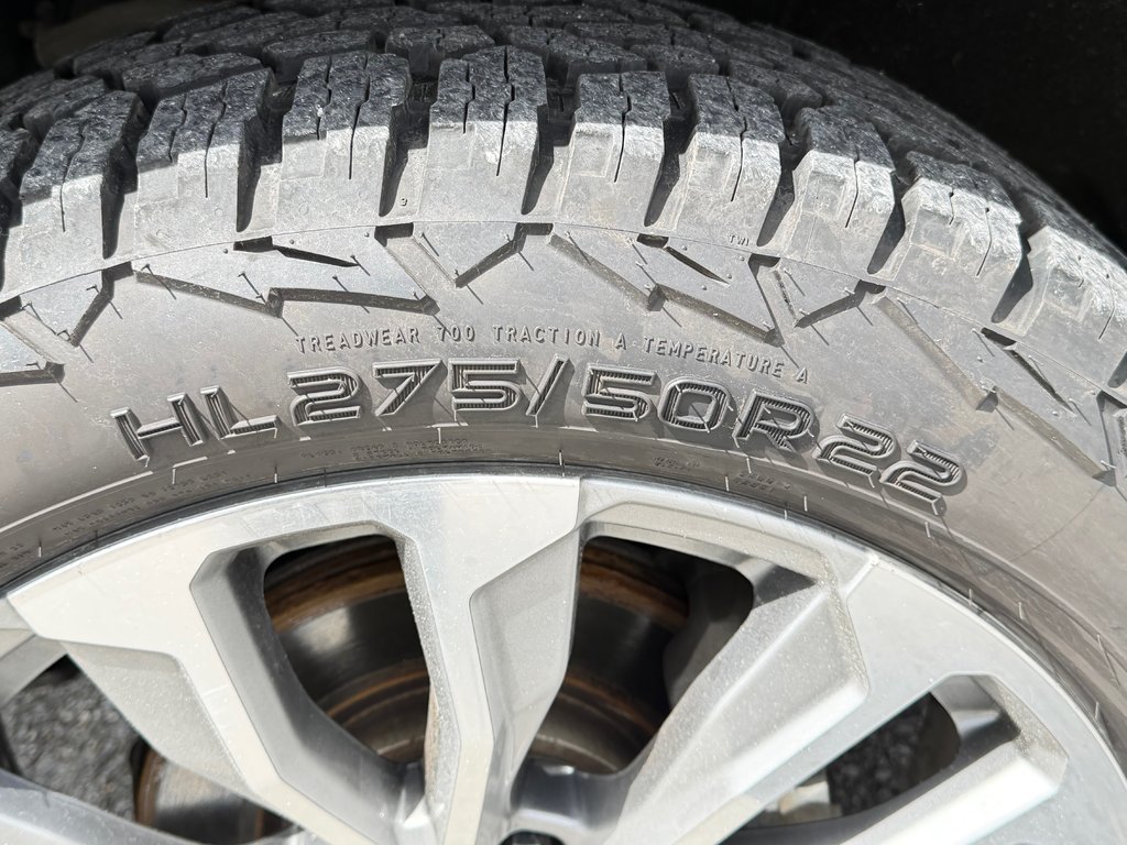 GMC Yukon XL DENALI / PNEUS HOMOLOGUES / MOTEUR 6.2L / WOW 2021 à Thetford Mines, Québec - 17 - w1024h768px
