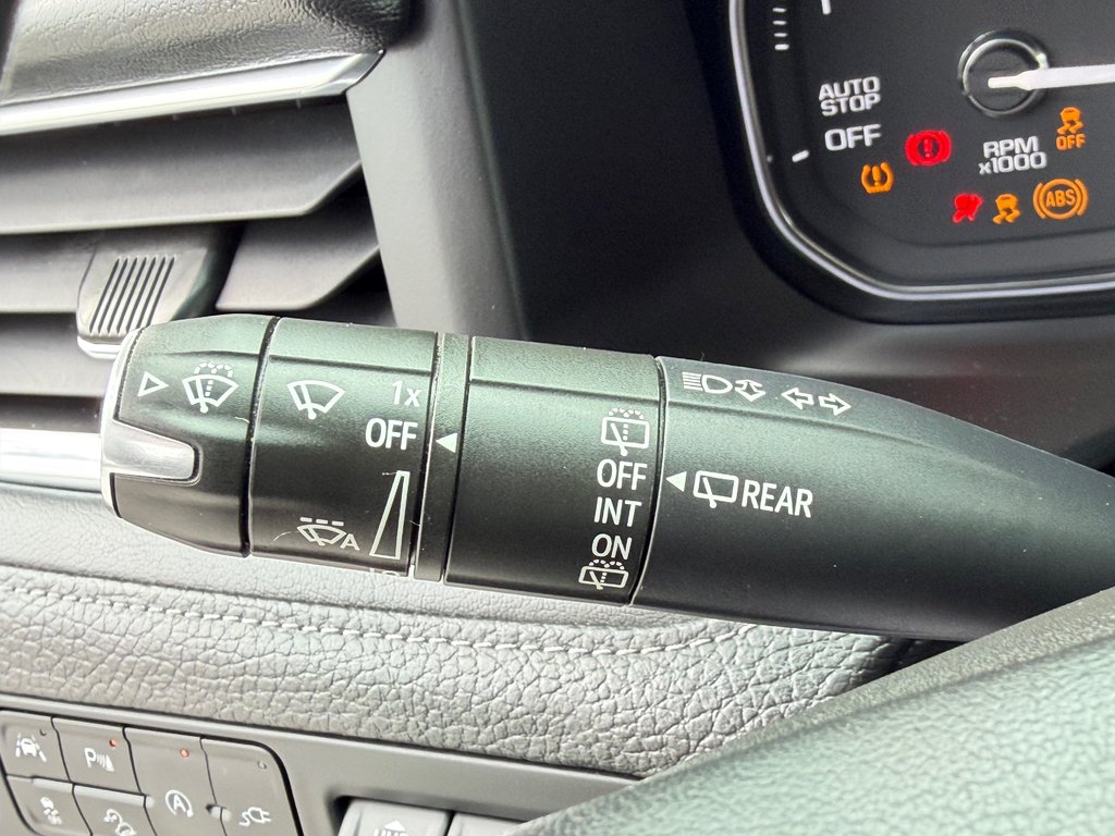 GMC Yukon XL DENALI / PNEUS HOMOLOGUES / MOTEUR 6.2L / WOW 2021 à Thetford Mines, Québec - 45 - w1024h768px