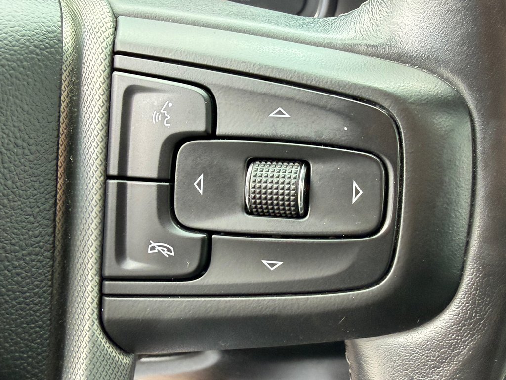 GMC Yukon XL DENALI / PNEUS HOMOLOGUES / MOTEUR 6.2L / WOW 2021 à Thetford Mines, Québec - 46 - w1024h768px