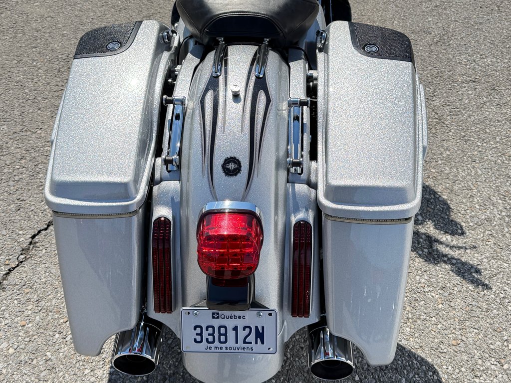 2015 Harley-Davidson FLHXSE STREET GLIDE / CVO - SCREAMING EAGLE / FLHXSE / in Thetford Mines, Quebec - 24 - w1024h768px