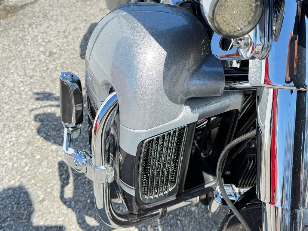 2015 Harley-Davidson FLHXSE STREET GLIDE / CVO - SCREAMING EAGLE / FLHXSE / in Thetford Mines, Quebec - 15 - w1024h768px