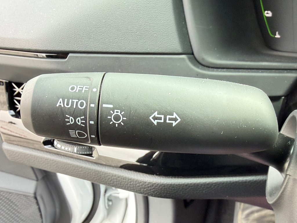 Honda Accord Hybrid TOURING 3.900KM / GO LES TAXI ! UN 2026 PAREIL C’EST 49,347$ / 2025 à Thetford Mines, Québec - 41 - w1024h768px