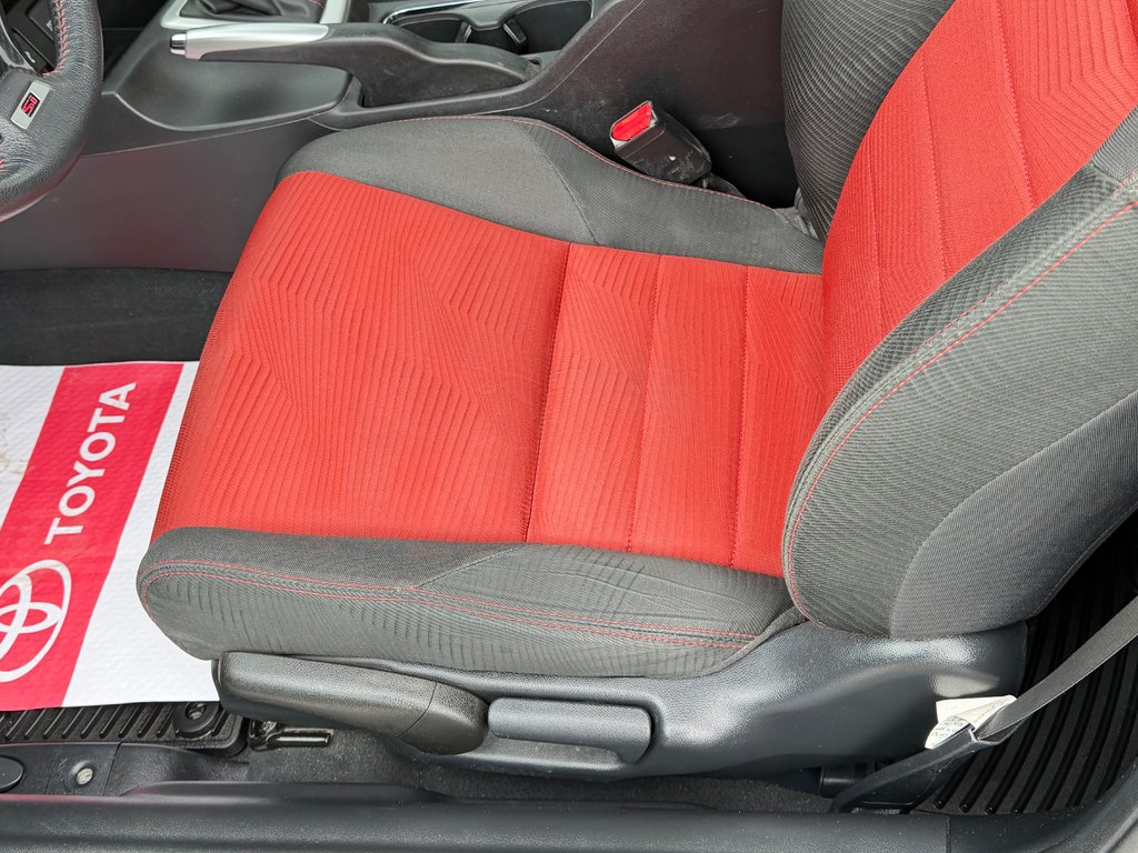 2015 Honda Civic Coupe SI / MANUELLE / DROPPÉ / TRÈS BAS KILOS / GO !!! / in Thetford Mines, Quebec - 27 - w1024h768px