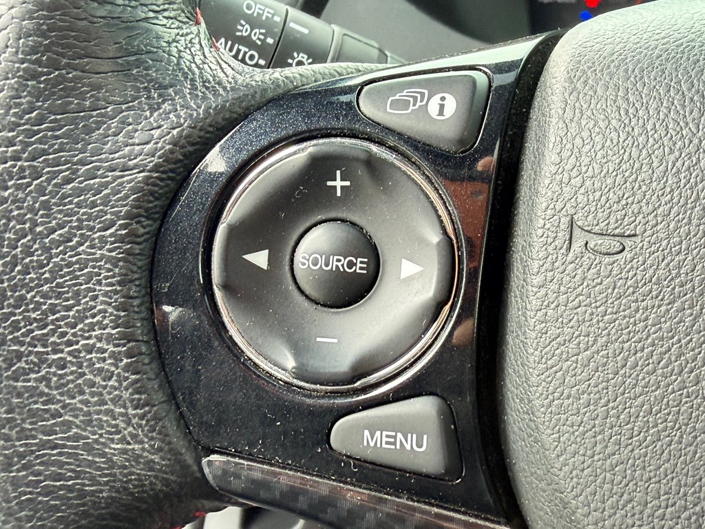 2015 Honda Civic Coupe SI / MANUELLE / DROPPÉ / TRÈS BAS KILOS / GO !!! / in Thetford Mines, Quebec - 32 - w1024h768px