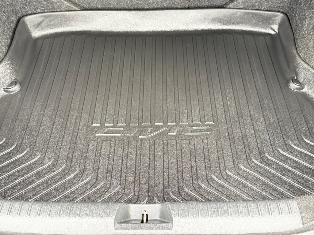 2015 Honda Civic Coupe SI / MANUELLE / DROPPÉ / TRÈS BAS KILOS / GO !!! / in Thetford Mines, Quebec - 56 - w1024h768px