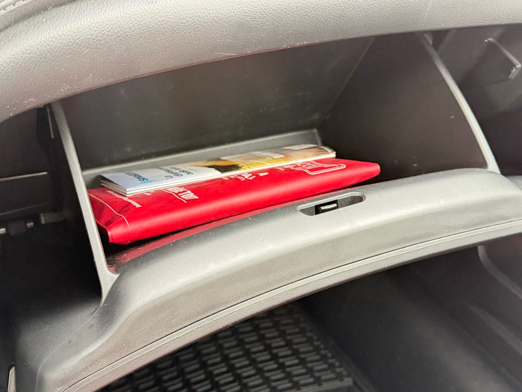 2015 Honda Civic Coupe SI / MANUELLE / DROPPÉ / TRÈS BAS KILOS / GO !!! / in Thetford Mines, Quebec - 50 - w1024h768px