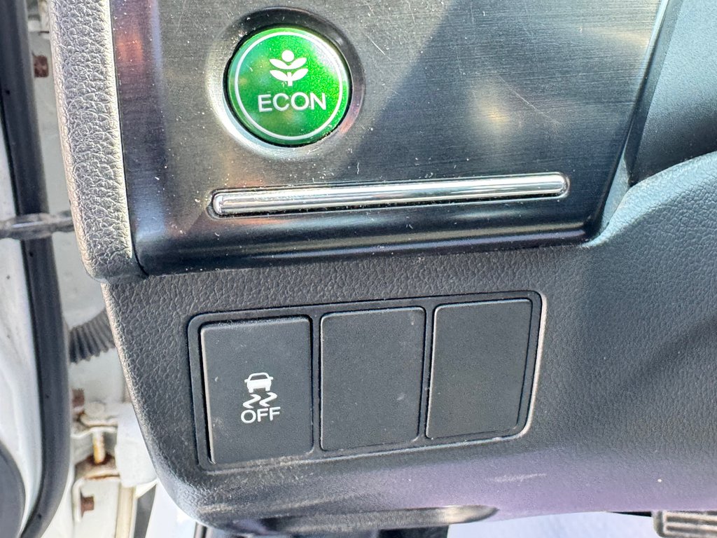 Honda Civic Sedan EX / AUTOM / AC / MEILLEUR PRIX EN VILLE  / 2015 à Thetford Mines, Québec - 28 - w1024h768px