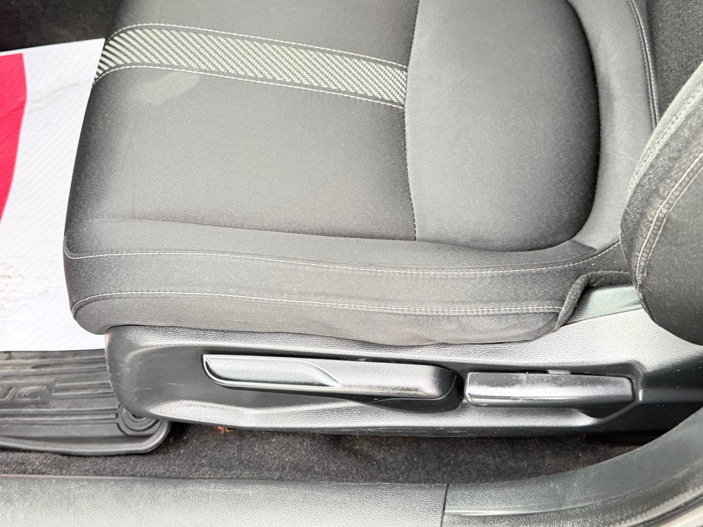 Honda Civic Sedan EX / AUTOM / MOTEUR *SANS TURBO* = LES MEILLEURS / 2016 à Thetford Mines, Québec - 27 - w1024h768px