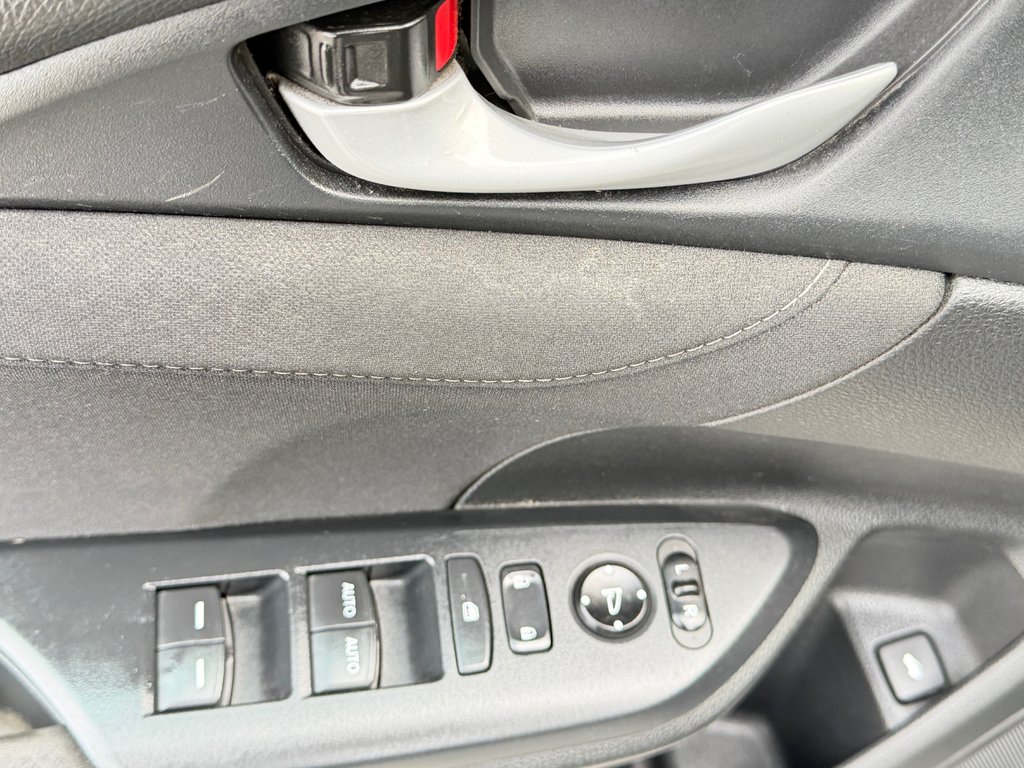 Honda Civic Sedan EX / AUTOM / MOTEUR *SANS TURBO* = LES MEILLEURS / 2016 à Thetford Mines, Québec - 25 - w1024h768px