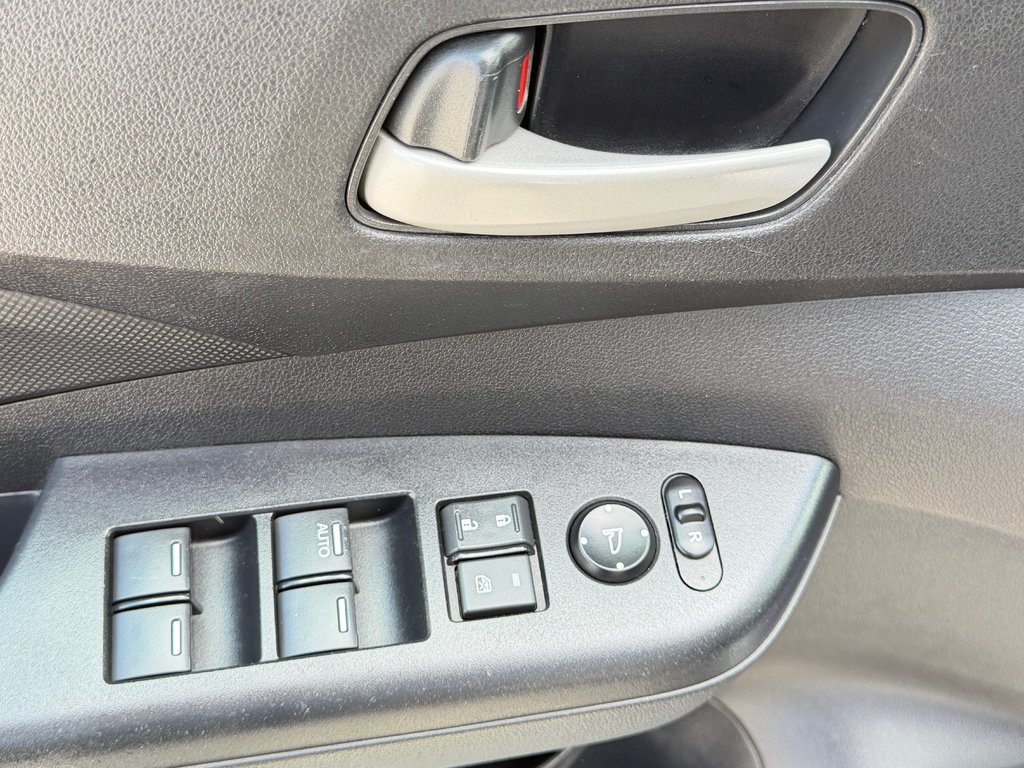 Honda CR-V LX FWD / TRÈS BAS KILOS / ENTRETENU AU POIL !!!!! 2014 à Thetford Mines, Québec - 24 - w1024h768px