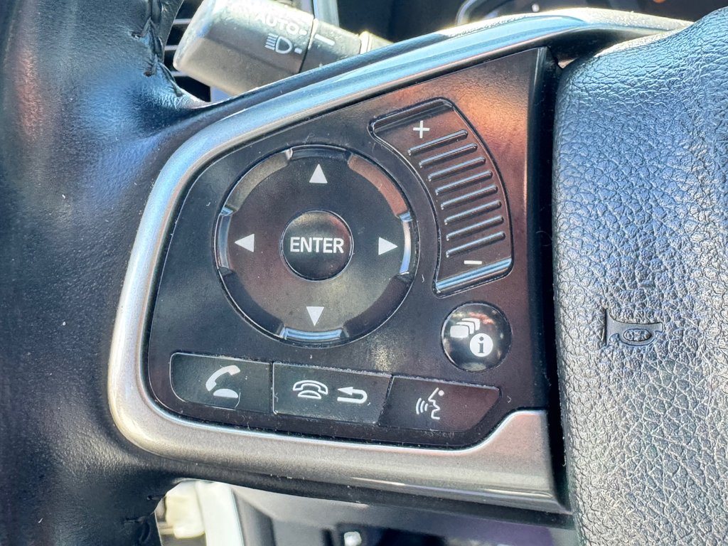 Honda CR-V TOURING AWD / HITCH / ENTRETENU AU POIL / 2018 à Thetford Mines, Québec - 42 - w1024h768px