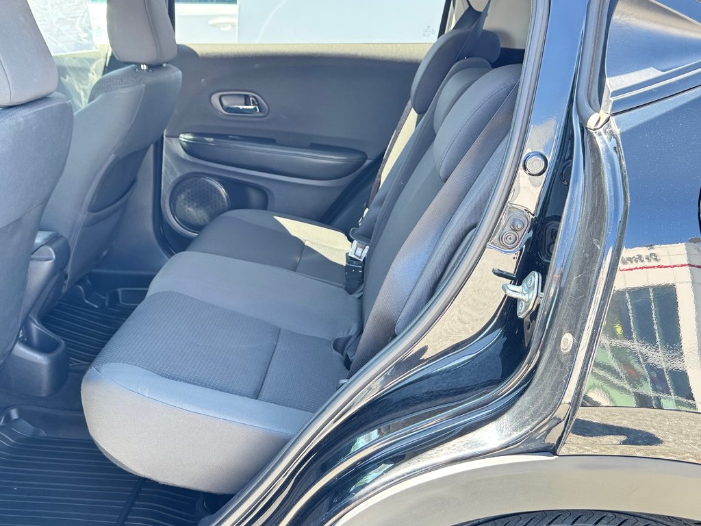 2020 Honda HR-V LX 2WD / GAR. FULL HONDA 09-06-27=160KM / DEAL / in Thetford Mines, Quebec - 52 - w1024h768px