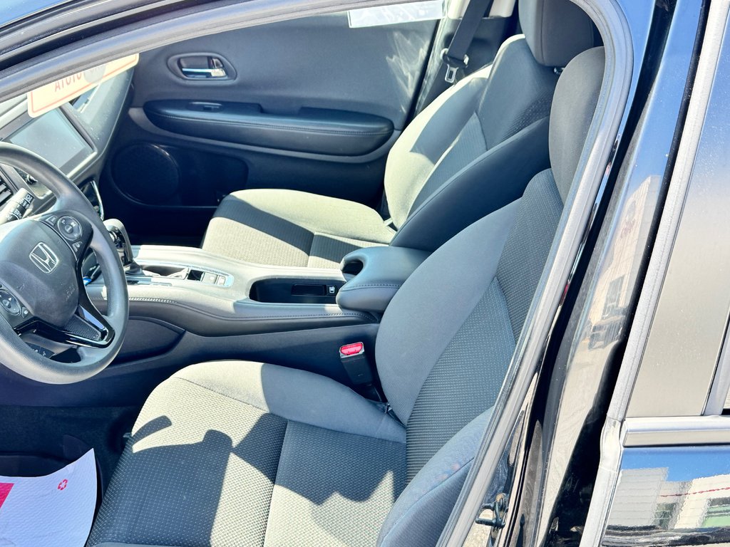 2020 Honda HR-V LX 2WD / GAR. FULL HONDA 09-06-27=160KM / DEAL / in Thetford Mines, Quebec - 24 - w1024h768px