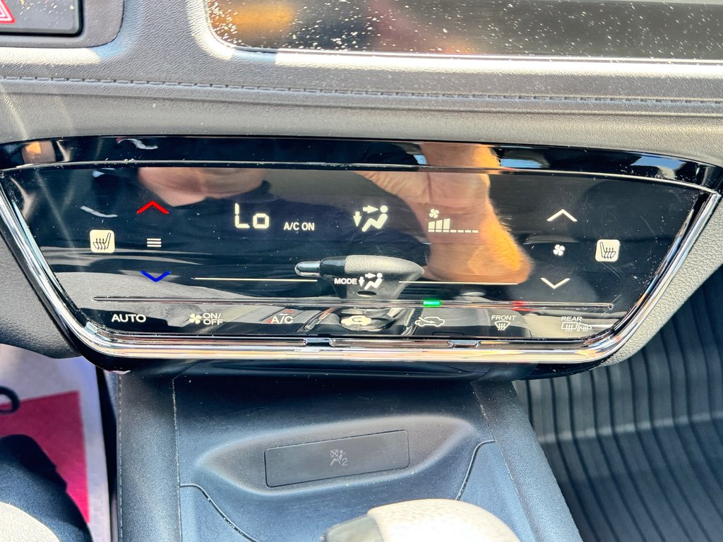 2020 Honda HR-V LX 2WD / GAR. FULL HONDA 09-06-27=160KM / DEAL / in Thetford Mines, Quebec - 41 - w1024h768px