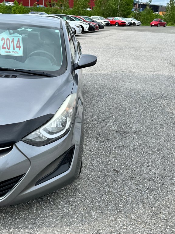 Hyundai Elantra GL * A/C * BAS KILOS * FINANCEMENT DISPONIBLE / 2014 à Thetford Mines, Québec - 10 - w1024h768px