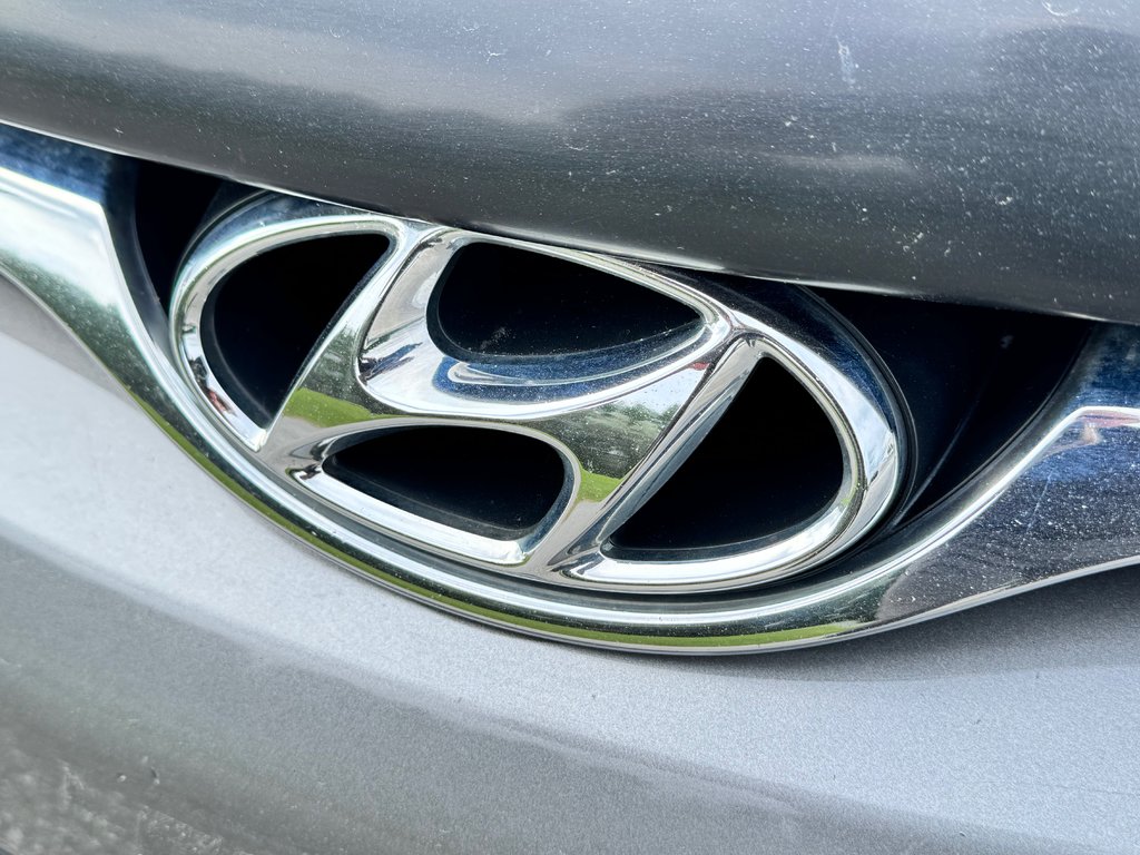 Hyundai Elantra GL * A/C * BAS KILOS * FINANCEMENT DISPONIBLE / 2014 à Thetford Mines, Québec - 53 - w1024h768px