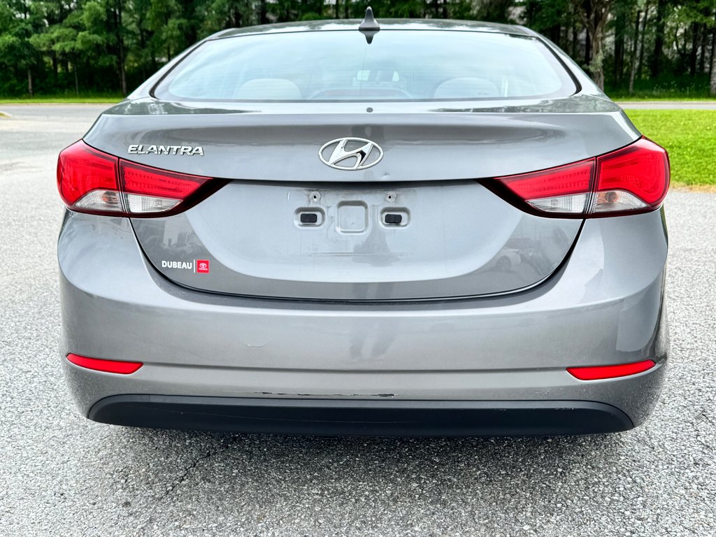 Hyundai Elantra GL * A/C * BAS KILOS * FINANCEMENT DISPONIBLE / 2014 à Thetford Mines, Québec - 20 - w1024h768px