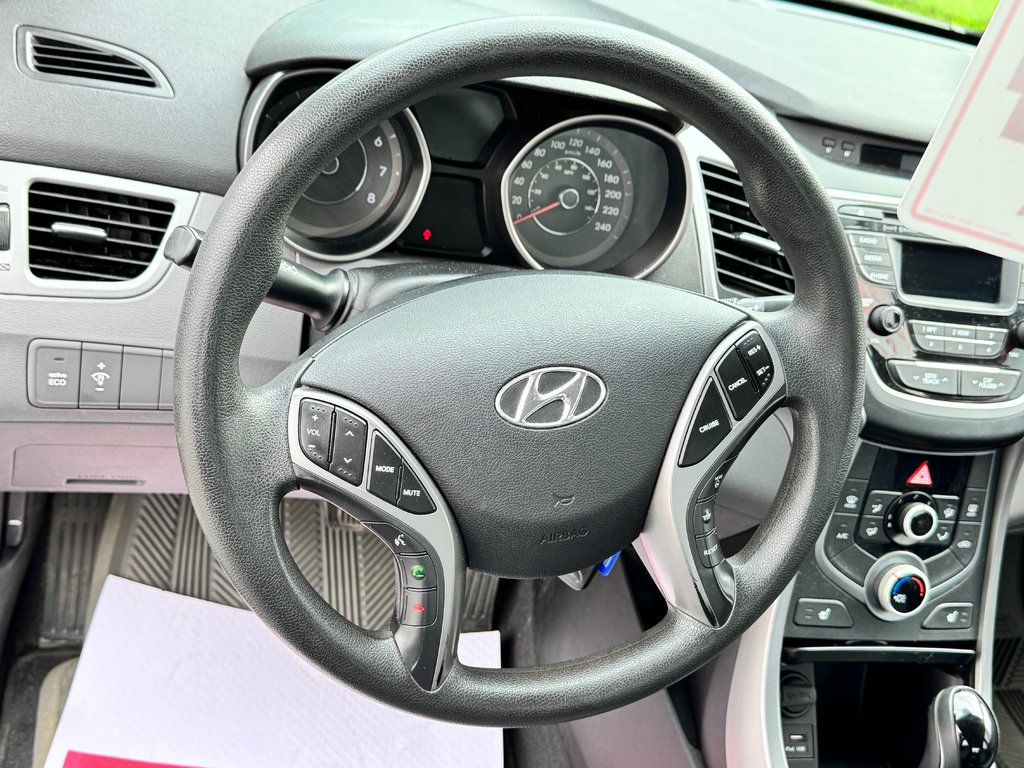 Hyundai Elantra GL * A/C * BAS KILOS * FINANCEMENT DISPONIBLE / 2014 à Thetford Mines, Québec - 27 - w1024h768px