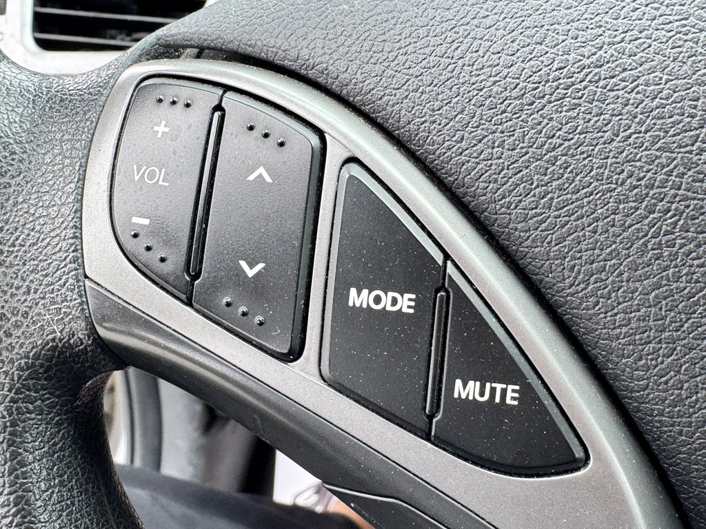 Hyundai Elantra GL * A/C * BAS KILOS * FINANCEMENT DISPONIBLE / 2014 à Thetford Mines, Québec - 28 - w1024h768px