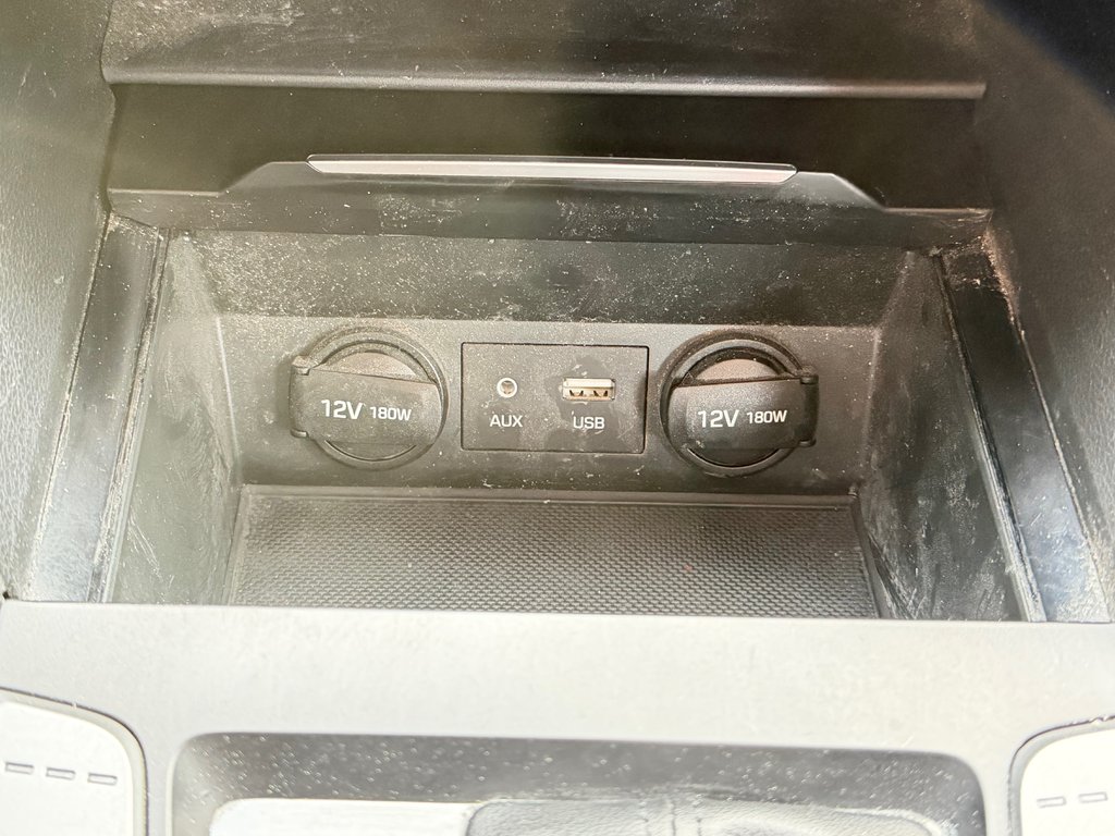 Hyundai Elantra GL / AUTOM / TRÈS BAS KILOS 70.200KM WOW !!!!!! / 2018 à Thetford Mines, Québec - 42 - w1024h768px