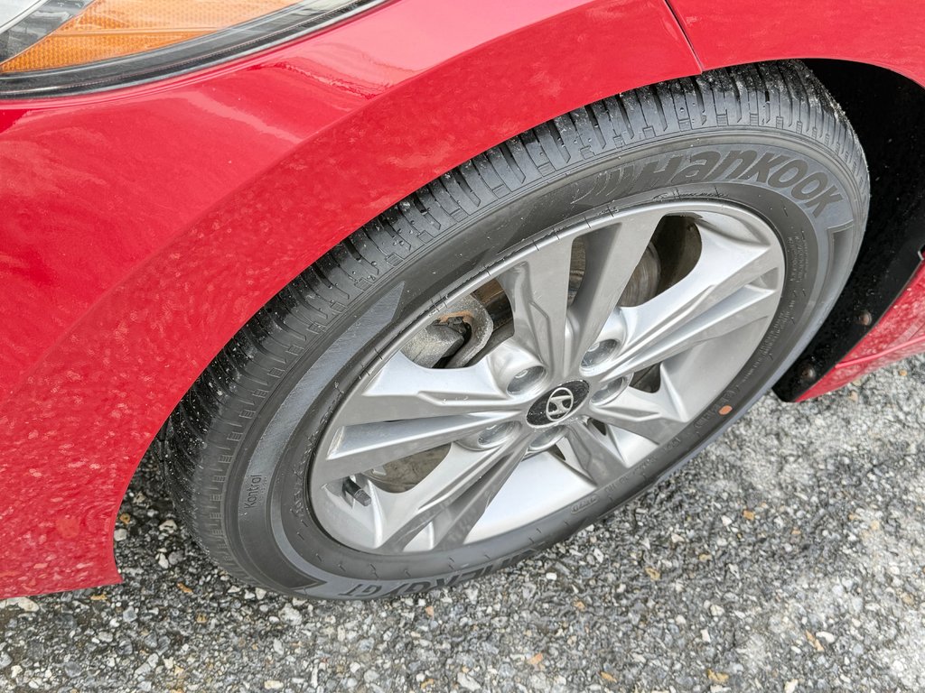 Hyundai Elantra GL / AUTOM / TRÈS BAS KILOS 70.200KM WOW !!!!!! / 2018 à Thetford Mines, Québec - 15 - w1024h768px