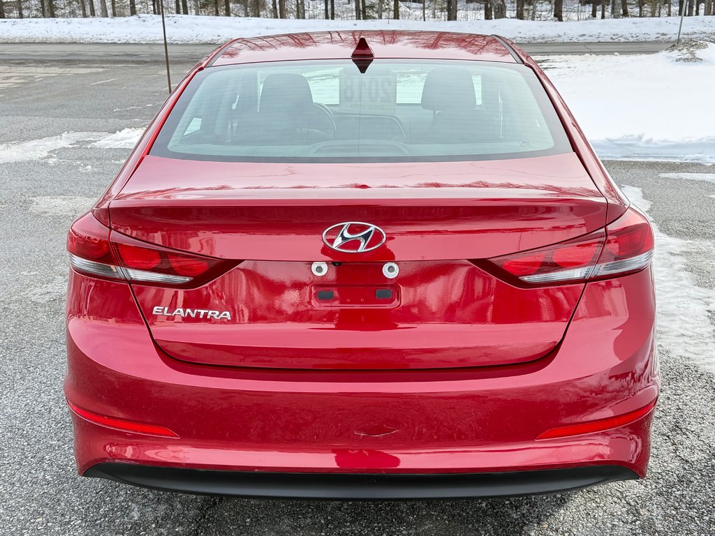 Hyundai Elantra GL / AUTOM / TRÈS BAS KILOS 70.200KM WOW !!!!!! / 2018 à Thetford Mines, Québec - 7 - w1024h768px