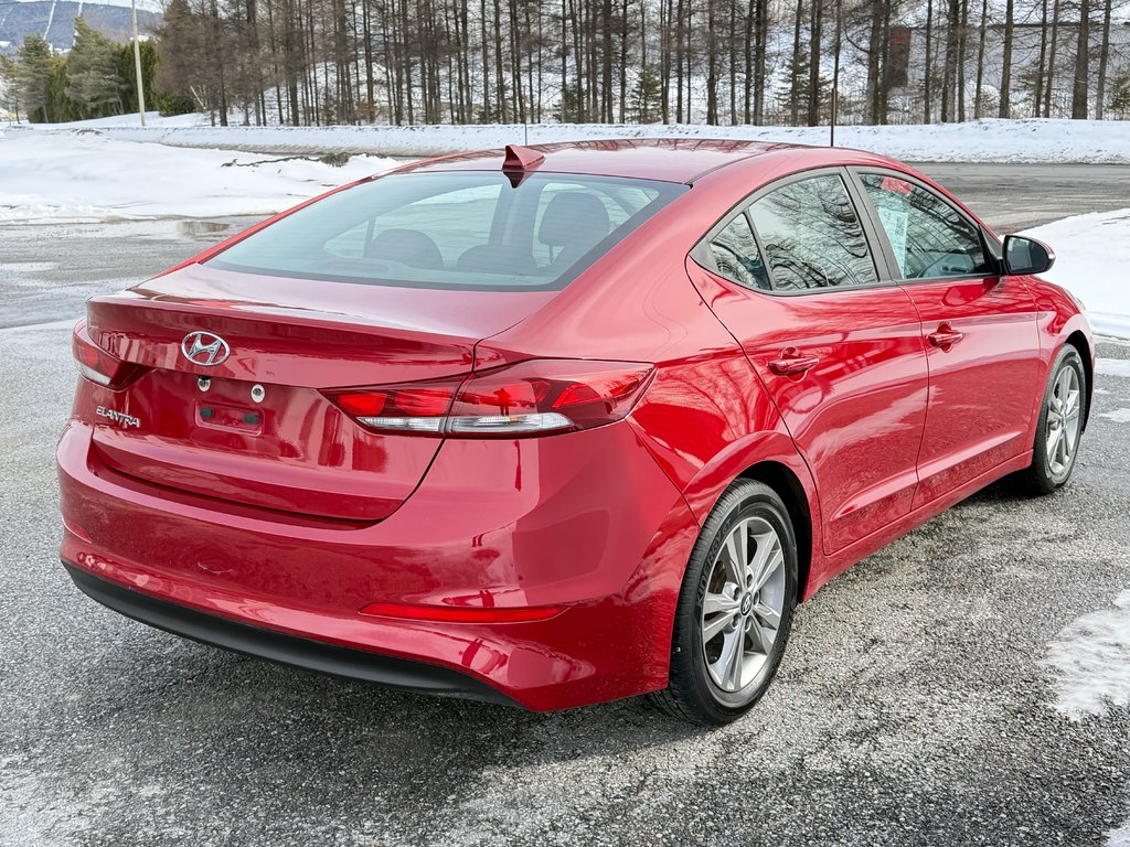 Hyundai Elantra GL / AUTOM / TRÈS BAS KILOS 70.200KM WOW !!!!!! / 2018 à Thetford Mines, Québec - 5 - w1024h768px